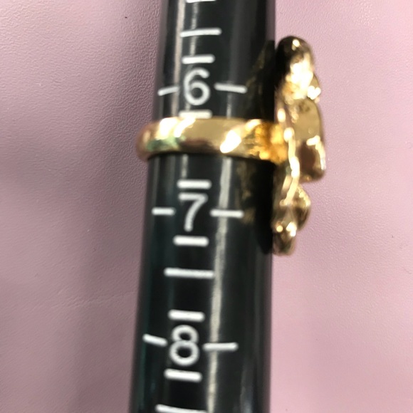 Ring - Picture 5 of 5